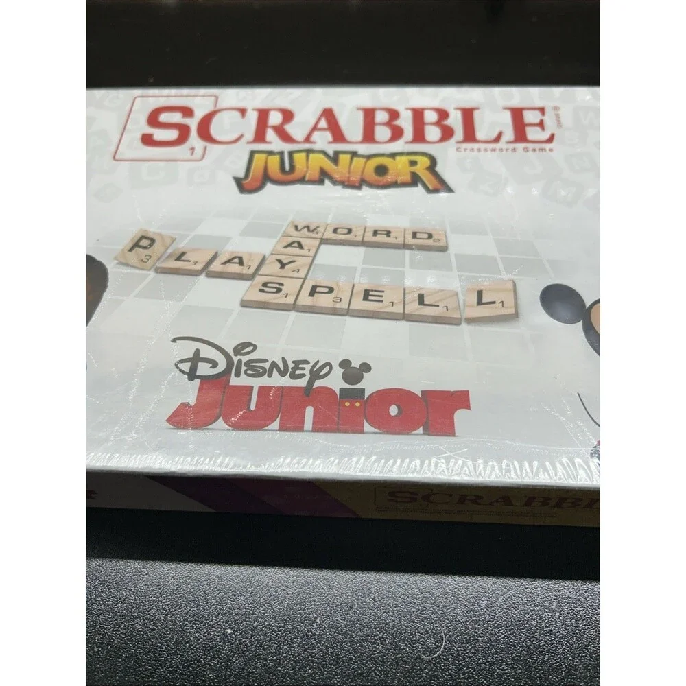 Scrabble Junior Disney Junior Crossword Game - Double Sided Board - NEW SEALED